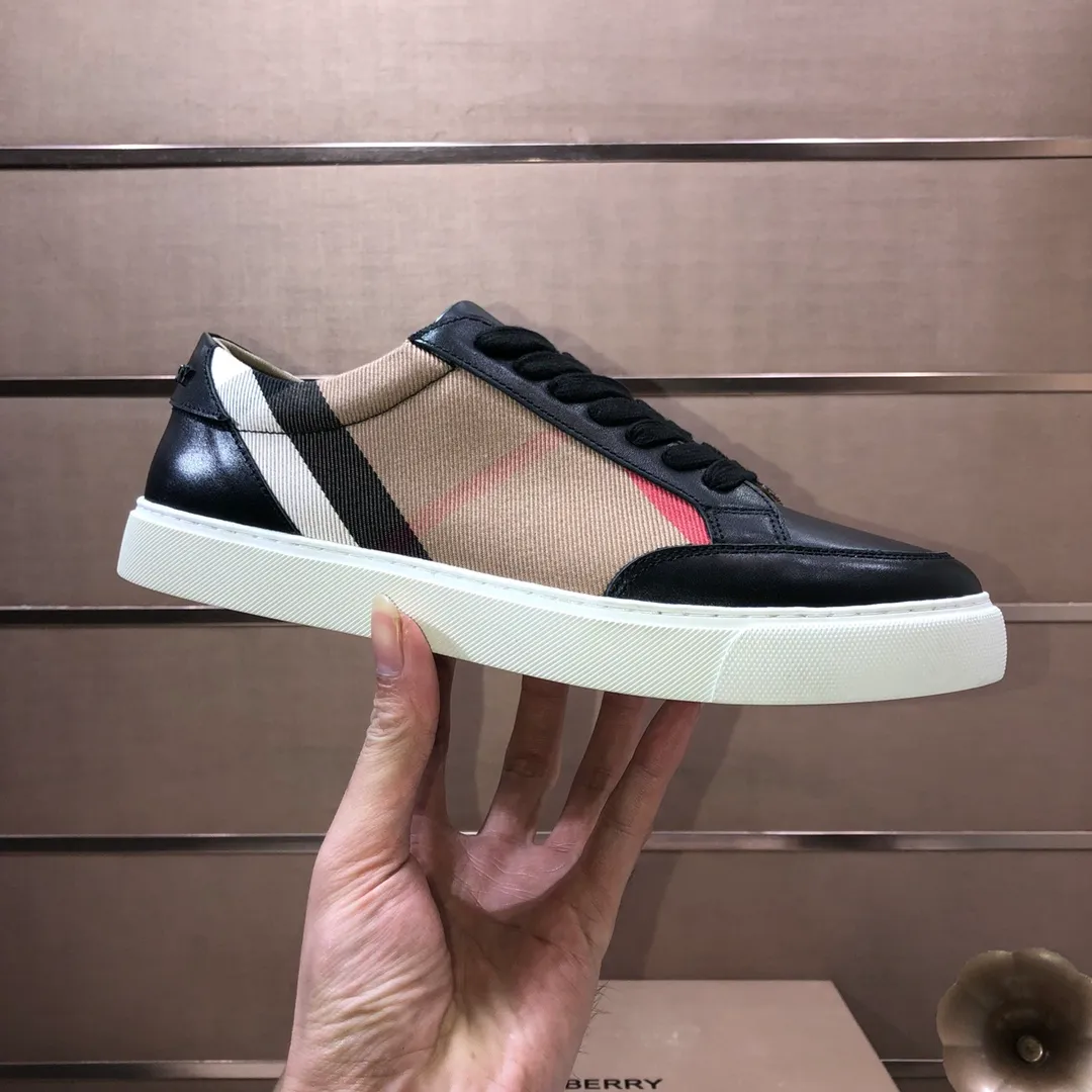 Men's shoes 💰480💰 [Burberry] (cowhide lining) classic low-top sneakers｜Imported cowhide with classic plaid fabric｜Cowhide lining｜Original outsole｜Fine workmanship and comfortable to wear Size: 38-44 (customized at 45)